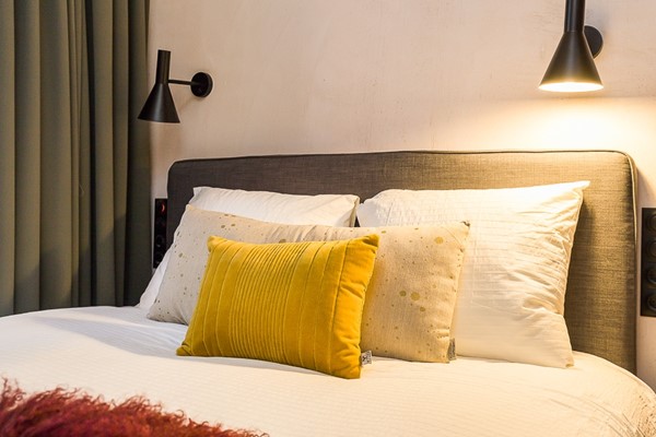 Medium property photo - Warmoesstraat 50G, 1012 JE Amsterdam